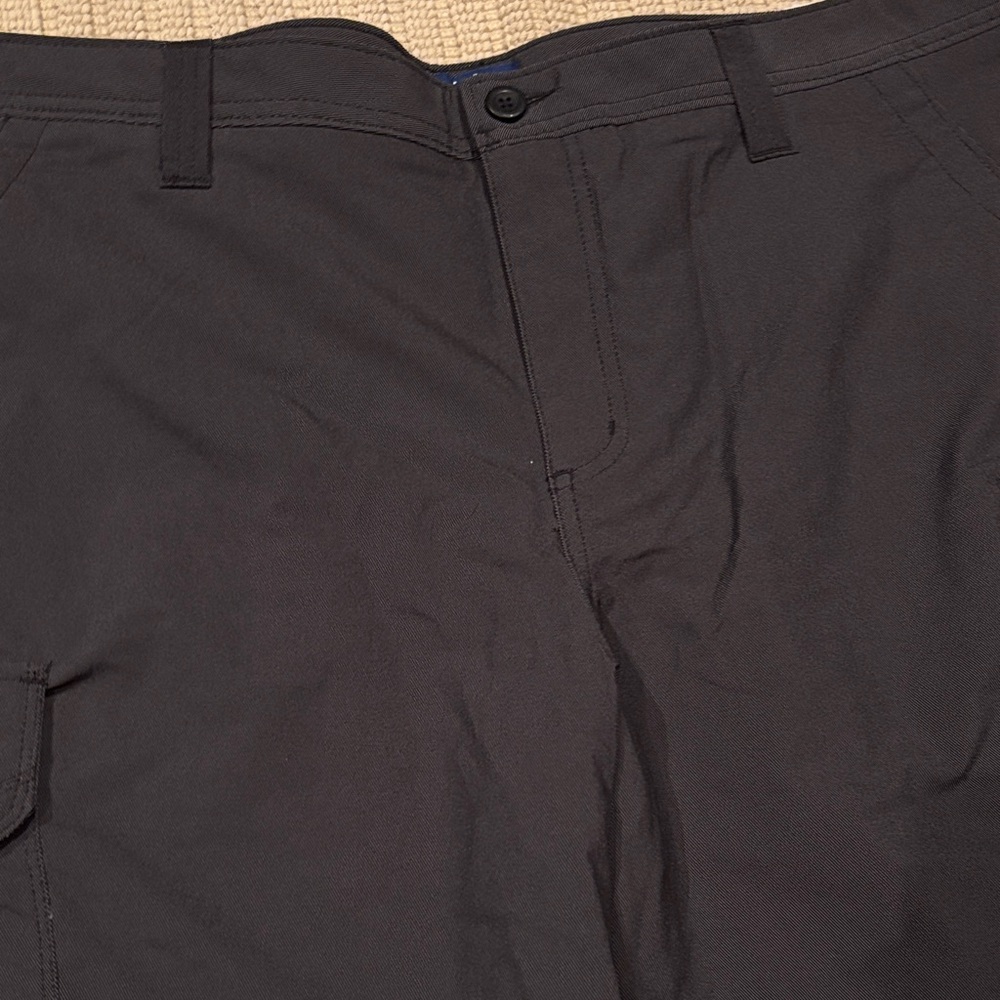 Shorts cargo mens new waist size 32” at the knee George nylon polyester spandex